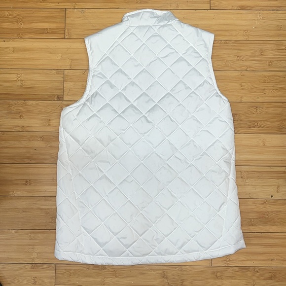 Two women’s badger sport quilted zipper vest, size medium - Picture 4 of 13